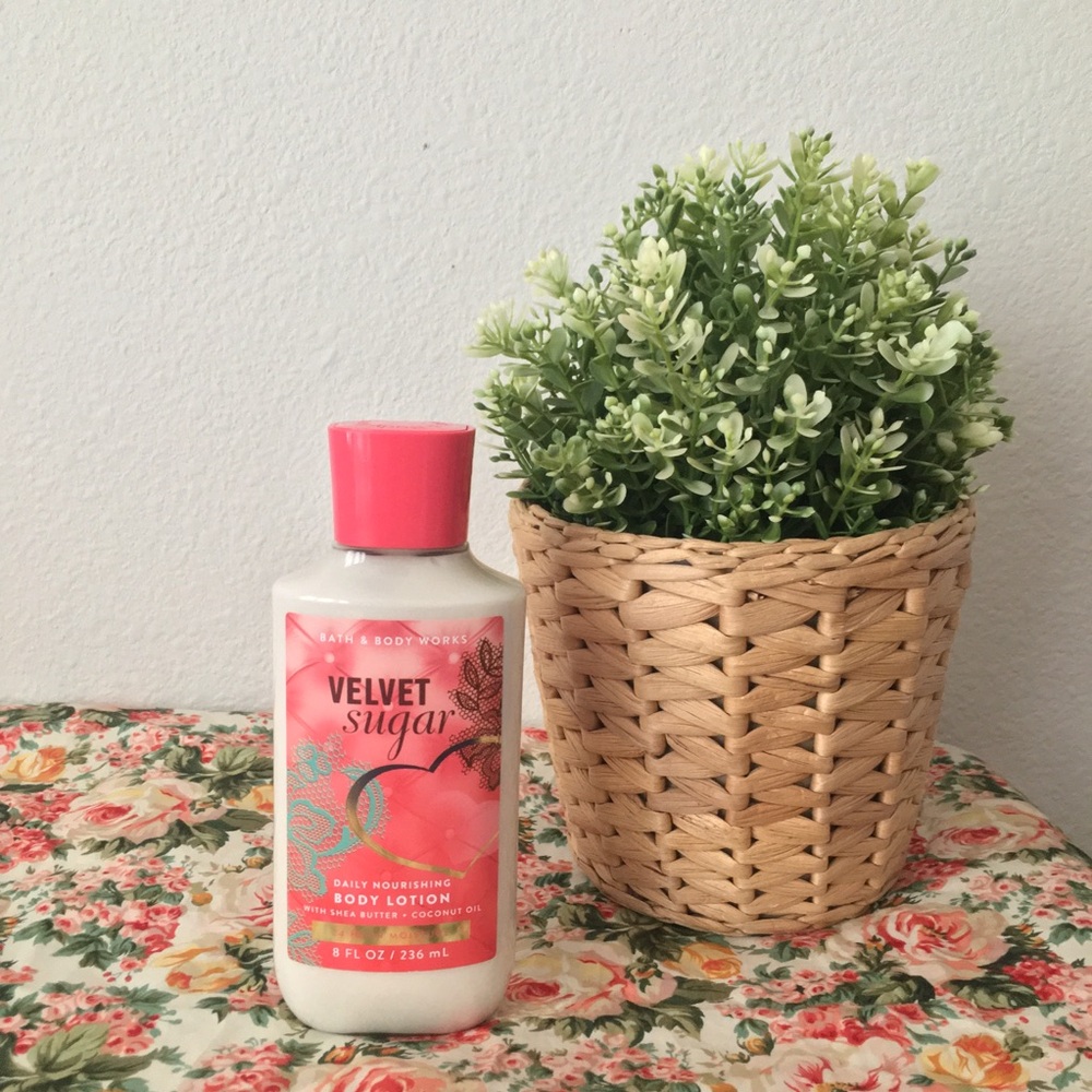 Bath & Body Works Velvet Sugar Body Lotion